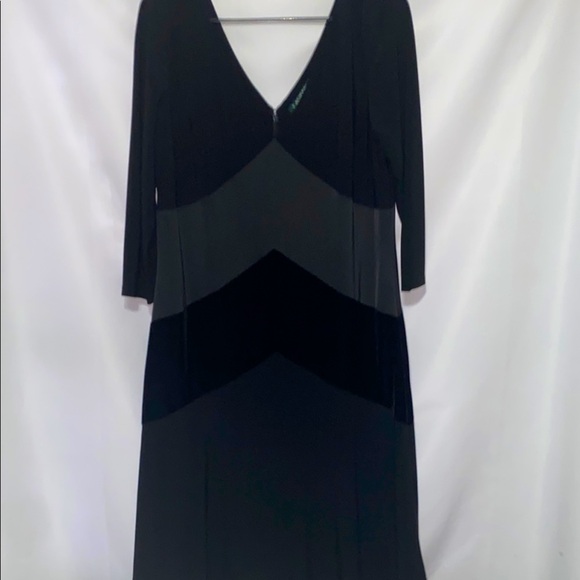 Lauren Ralph Lauren Dresses & Skirts - LAUREN RALPH LAUREN WO SIZE 14 Elegant Black Dress. LINED BACK ZIP VELVET INSETS